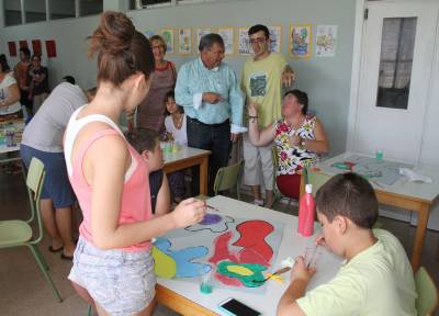 El CEE Pla d'Hortolans acoge a 22 personas en l'Escola d'estiu
