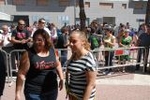 Los vehículos antiguos, el \'gos rater valencià\' y la ´mascletà\' completaron el programa festivo del domingo