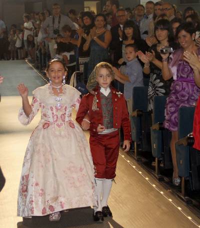 Claudia Ramos ya es la Reina Infantil de la Fira 2013