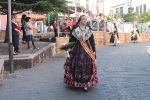 La ofrenda y la procesión de la Trasladación abren los actos religiosos en la Vall