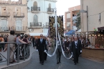 La ofrenda y la procesión de la Trasladación abren los actos religiosos en la Vall