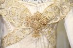 El traje de Anna Serrano (Reina Fallera Infantil 2014) es color 'pruna'