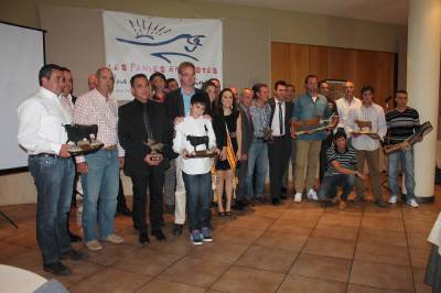 Les Penyes en Festes entrgan los premios del XXVIII Concurso de ganaderas