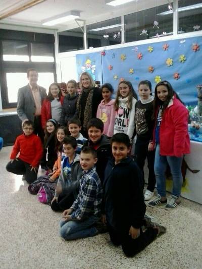 El colegio Pintor Camarón gana el concurso de belenes infantiles