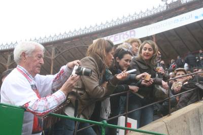 Fotografia /Galeria/2013/3/81215_43433/4_M1.jpg