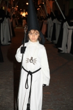 La procesión del Santo Entierro congrega a todas las cofradías y hermandades de Burriana