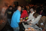 Reparten la cena de caldereta de les festes de Sant Vicent