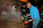 Reparten la cena de caldereta de les festes de Sant Vicent