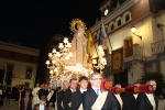 La procesión de las Camareras de la Soledad anuncia el día grande de Sant Vicent