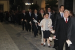 La procesión de las Camareras de la Soledad anuncia el día grande de Sant Vicent