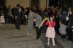 La procesión de las Camareras de la Soledad anuncia el día grande de Sant Vicent