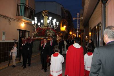 Multitudinaria y participativa procesin de Sant Vicent en Xilxes