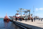 Un barco de arrastre de puerto de Burriana encalla contra el 'Morro'