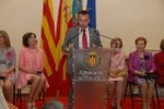 Vila-real rep homenatge a les festeres de fa 25 i 50 anys