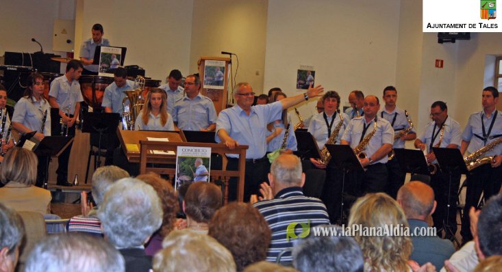 Tales homenajea a su música más veterano, Eloy Puertas