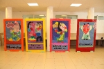 Ripollés, impresionado por los trabajos del CEIP Noves de Calatrava