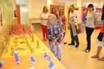 Ripollés, impresionado por los trabajos del CEIP Noves de Calatrava