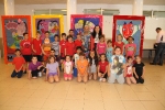 Ripollés, impresionado por los trabajos del CEIP Noves de Calatrava