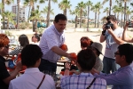 Coreanos universitarios se interesan por el cultivo de la naranja