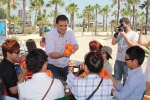 Coreanos universitarios se interesan por el cultivo de la naranja
