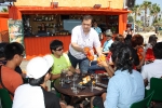 Coreanos universitarios se interesan por el cultivo de la naranja