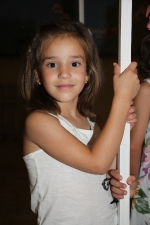 La Mercé tira la traca a Miriam García y Ainara Caballero y sus respectivas cortes de honor