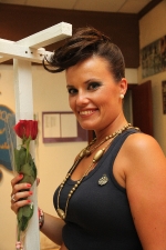 La Mercé tira la traca a Miriam García y Ainara Caballero y sus respectivas cortes de honor