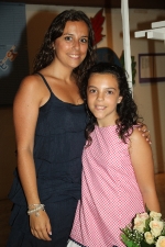 La Mercé tira la traca a Miriam García y Ainara Caballero y sus respectivas cortes de honor