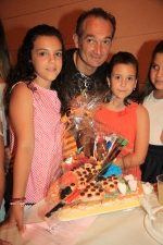 La Mercé tira la traca a Miriam García y Ainara Caballero y sus respectivas cortes de honor