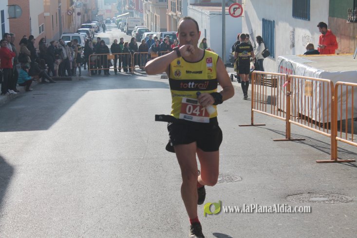 Jonathan Roglá y Silvia Miralles ganan la carrera Gimnasio Ventura