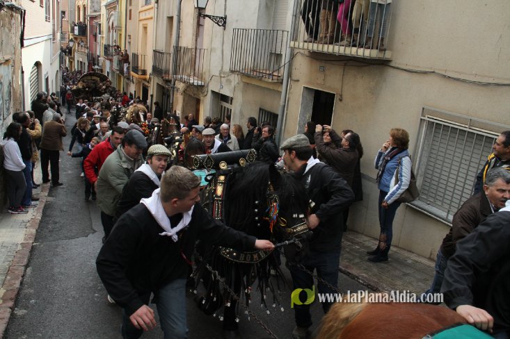60.000 kilos de leña para la hoguera de Sant Antoni de Borriol