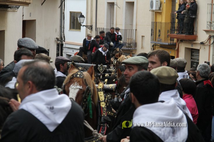 60.000 kilos de leña para la hoguera de Sant Antoni de Borriol