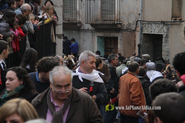 60.000 kilos de leña para la hoguera de Sant Antoni de Borriol