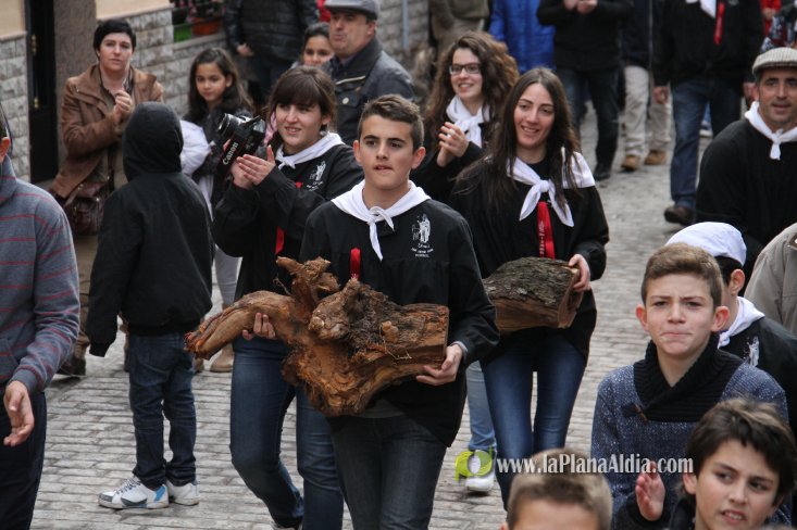 60.000 kilos de leña para la hoguera de Sant Antoni de Borriol