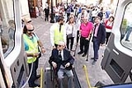 Bataller destaca el compromiso del Ayuntamiento con los discapacitados que invierte más de 500.000 euros al año en el Servicio Municipal de Transporte Adaptado