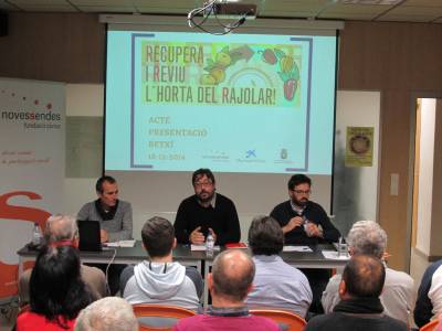 Fotografia /Galeria/2014/12/117400_63492/2_M1.jpg