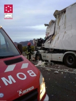La N-340 se cobra otras tres vidas en un accidente múltiple entre camiones y vehículos