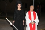 Participativo desfile procesional del Santo Entierro en Les Alqueries