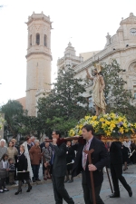Solemene procesión del Encuentro