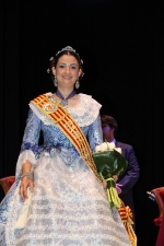 Paula Rico recibe la  banda de Reina de las fiestas de Vila-real