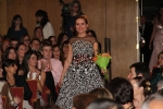 Paula Rico recibe la  banda de Reina de las fiestas de Vila-real