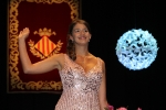 Paula Rico recibe la  banda de Reina de las fiestas de Vila-real