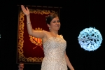 Paula Rico recibe la  banda de Reina de las fiestas de Vila-real