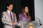 Paula Rico recibe la  banda de Reina de las fiestas de Vila-real