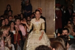 Paula Rico recibe la  banda de Reina de las fiestas de Vila-real