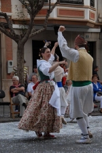 La Cavalcada de Festes pone el punto de humor y colorido a las fiestas