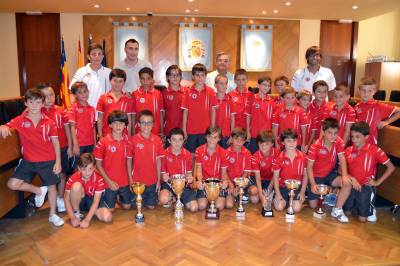 Los equipos prebenjamn A y benjamn A del Salesianos Burriana finalizan una temporada de xitos