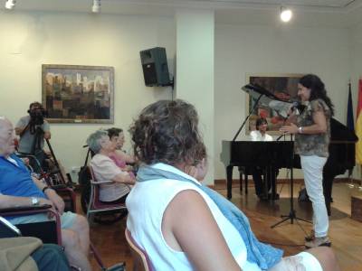 El pianista Nstor Zarzoso ofrecer un concierto para los usuarios del Hogar Sagrada Familia