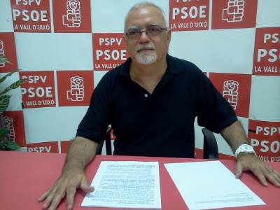 El PP compromete 300.000 euros anuales para privatizar la gestin del polifuncional