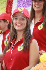 El Barri València se alza con el primer premio en la Batalla de Flores